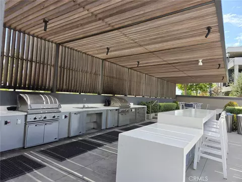 Kitchen - 143 Baluster, Irvine, CA 92618 photo 4 of 5