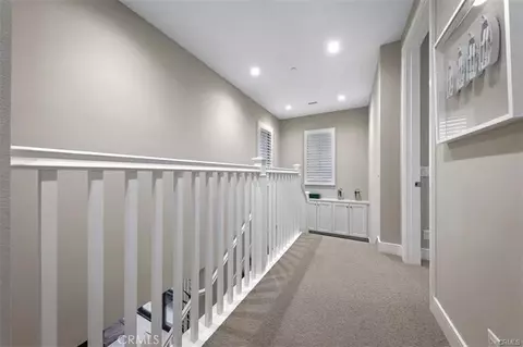 Entry Way - 166 Villa Rdg, Irvine, CA 92602 photo 2 of 4
