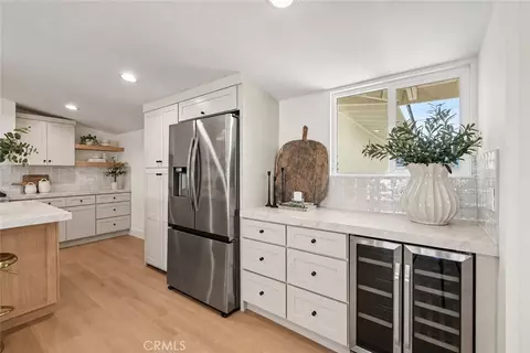 Kitchen - 2425 Bowdoin, Costa Mesa, CA 92626 photo 6 of 6