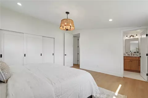 Bedroom - 2425 Bowdoin, Costa Mesa, CA 92626 photo 2 of 4