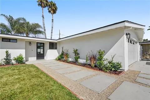 Exterior - 2425 Bowdoin, Costa Mesa, CA 92626 photo 2 of 7