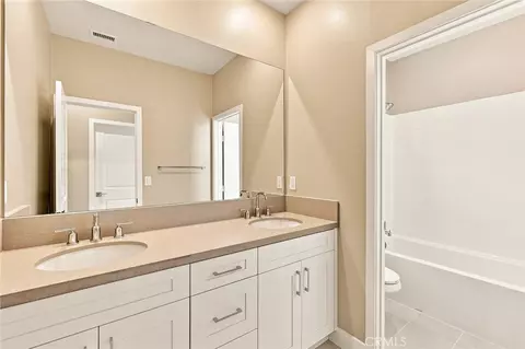 Bath - 16017 Willows Ct, Whittier, CA 90604 photo 4 of 5