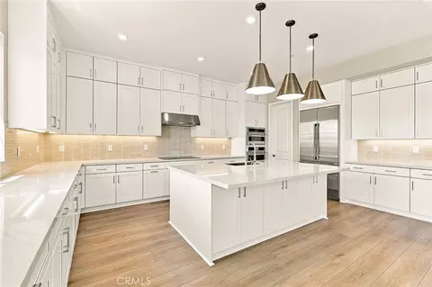 Kitchen - 16017 Willows Ct, Whittier, CA 90604 photo 3 of 4