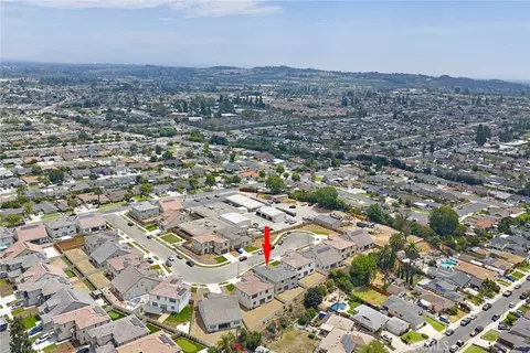 View/Area - 16017 Willows Ct, Whittier, CA 90604 photo 4 of 6