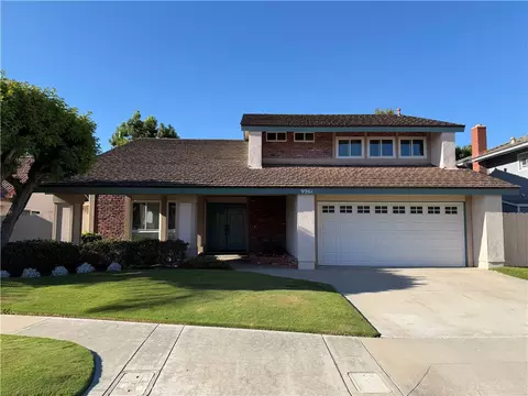 9961 Oceancrest Dr, Huntington Beach, CA 92646
