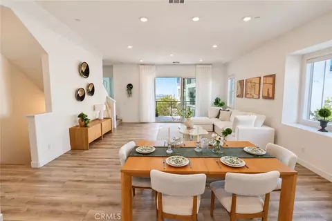 Dining - 146 Abacus, Irvine, CA 92618 photo 2 of 2
