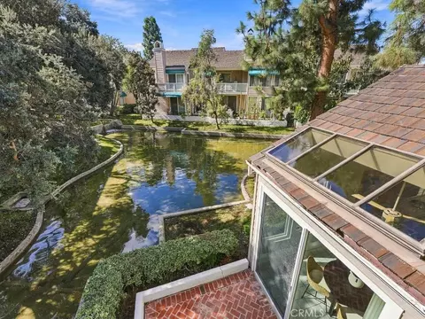View/Area - 48 Lakefront, Irvine, CA 92604 photo 2 of 5