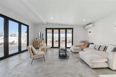 Living - 4610 Sunkist, Joshua Tree, CA 92252 photo 7 of 8