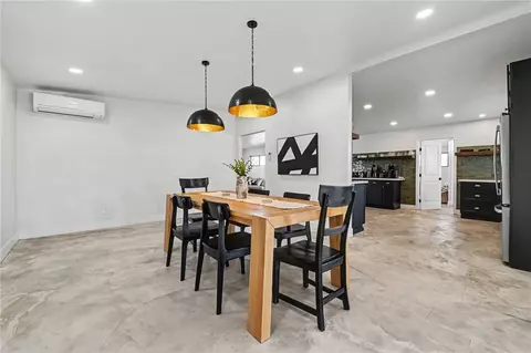 Dining - 4610 Sunkist, Joshua Tree, CA 92252 photo 2 of 5
