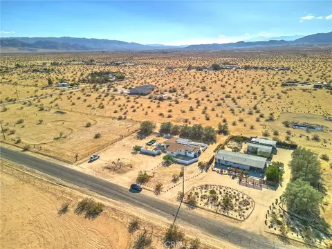 View/Area - 4610 Sunkist, Joshua Tree, CA 92252 photo 5 of 20