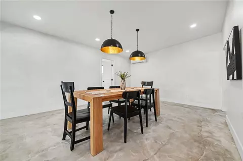 Dining - 4610 Sunkist, Joshua Tree, CA 92252 photo 5 of 5