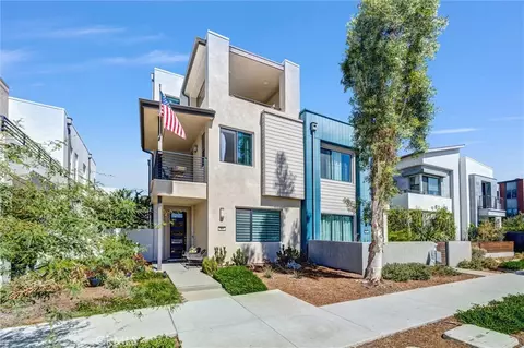 327 Novel, Irvine, CA 92618