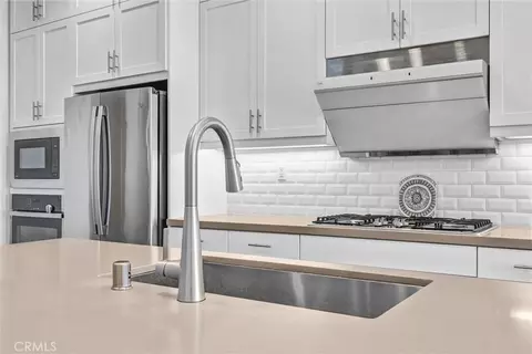 Kitchen - 327 Novel, Irvine, CA 92618 photo 3 of 6