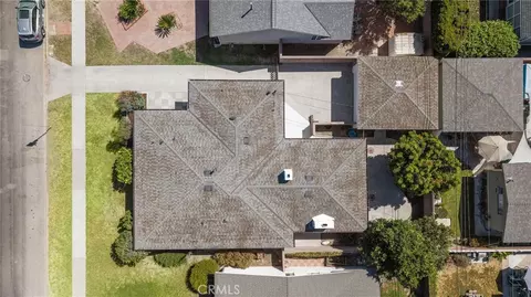 View/Area - 2929 N Studebaker, Long Beach, CA 90815 photo 1 of 31