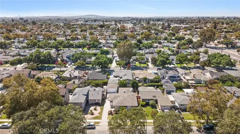 View/Area - 2929 N Studebaker, Long Beach, CA 90815 photo 9 of 31