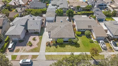 View/Area - 2929 N Studebaker, Long Beach, CA 90815 photo 12 of 31