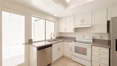 Kitchen - 12 Navarre, Irvine, CA 92612 photo 4 of 4
