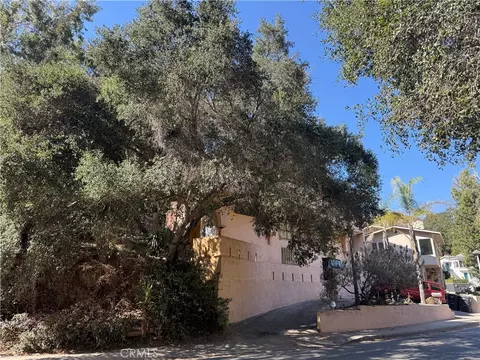 Exterior - 2567 E Chevy Chase, Glendale, CA 91206 photo 2 of 6