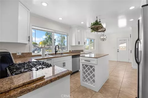 Kitchen - 831 E Hoover, Orange, CA 92867 photo 2 of 7