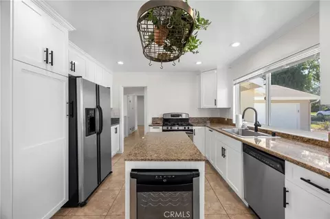 Kitchen - 831 E Hoover, Orange, CA 92867 photo 5 of 7