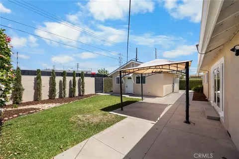 Exterior - 831 E Hoover, Orange, CA 92867 photo 4 of 8