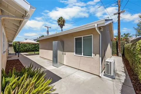 Exterior - 831 E Hoover, Orange, CA 92867 photo 5 of 8