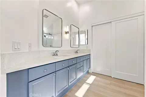 Bath - 3404 E Lambeth Ct #C, Orange, CA 92869 photo 2 of 4