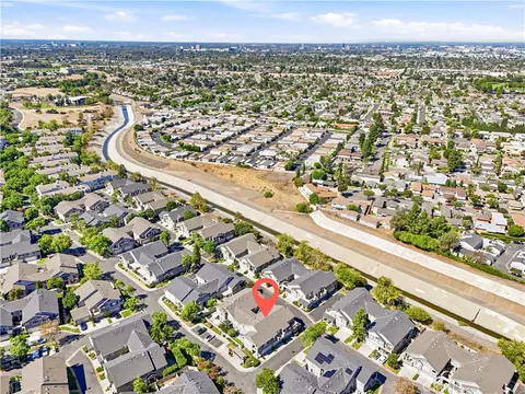 View/Area - 3404 E Lambeth Ct #C, Orange, CA 92869 photo 4 of 8