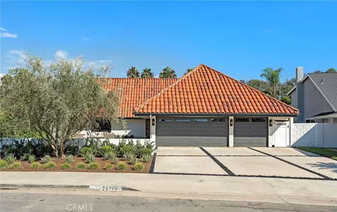 22102 Jonesport, Huntington Beach, CA 92646