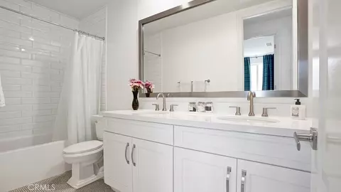 Bath - 111 Frame, Irvine, CA 92618 photo 3 of 4