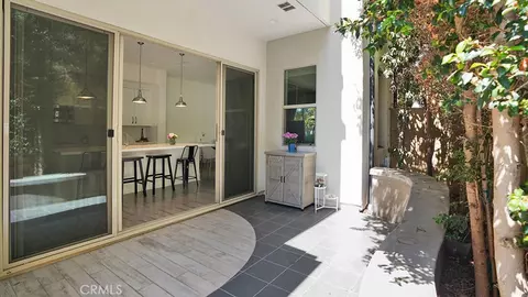 Exterior - 111 Frame, Irvine, CA 92618 photo 2 of 11