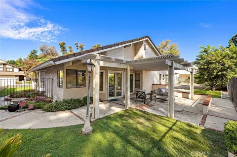 Exterior - 2000 Shaded Wood Rd, Diamond Bar, CA 91789 photo 4 of 5