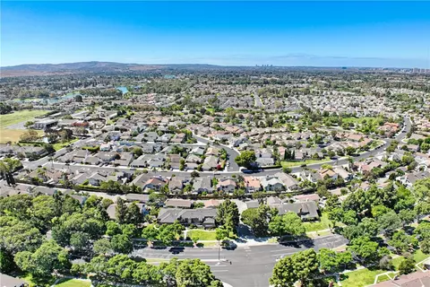 View/Area - 61 W Yale Loop, Irvine, CA 92604 photo 4 of 16