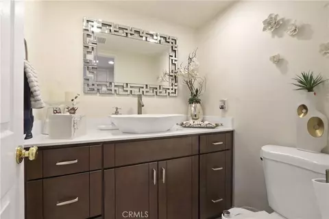 Bath - 61 W Yale Loop, Irvine, CA 92604 photo 2 of 3