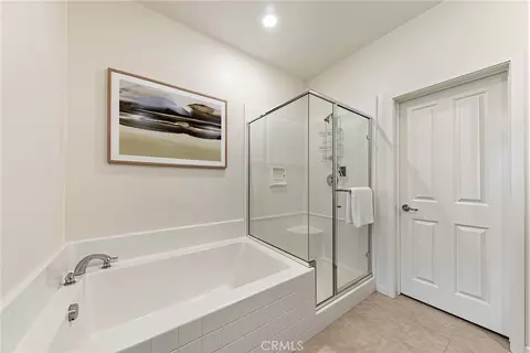 Bath - 3199 Marigold, Diamond Bar, CA 91765 photo 3 of 3