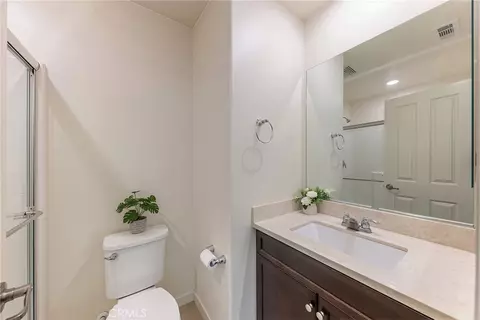 Bath - 3199 Marigold, Diamond Bar, CA 91765 photo 1 of 3