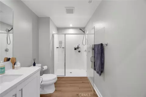 Bath - 1102 W Bushell St, Anaheim, CA 92805 photo 1 of 3