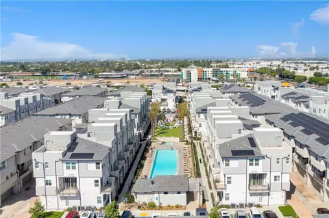 View/Area - 1102 W Bushell St, Anaheim, CA 92805 photo 4 of 4
