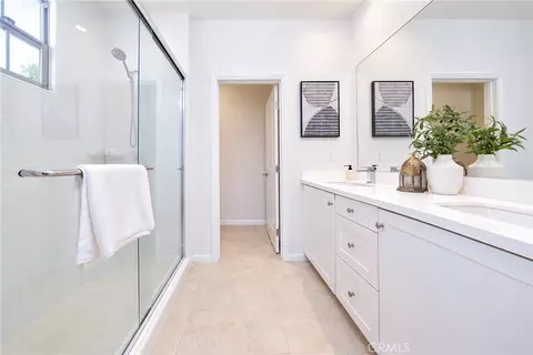 Bath - 106 Bishop, Irvine, CA 92620 photo 1 of 3