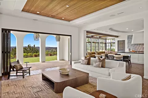 Living - 7 Fox Hole Rd, Ladera Ranch, CA 92694 photo 2 of 6