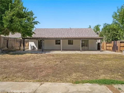 Exterior - 37620 Robin Ln, Palmdale, CA 93550 photo 7 of 9