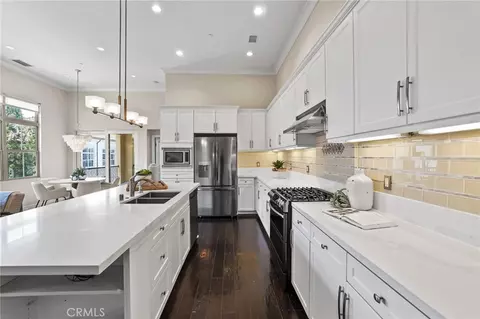 Kitchen - 47 Mayfair, Irvine, CA 92620 photo 3 of 3