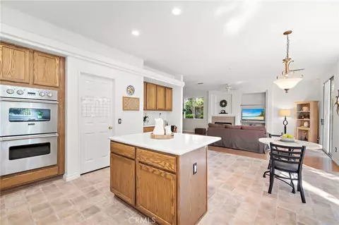 Kitchen - 880 Shepard Crest Dr, Corona, CA 92882 photo 8 of 8