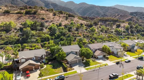 View/Area - 880 Shepard Crest Dr, Corona, CA 92882 photo 3 of 11