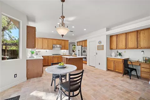 Kitchen - 880 Shepard Crest Dr, Corona, CA 92882 photo 1 of 8