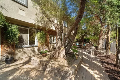 Exterior - 880 Shepard Crest Dr, Corona, CA 92882 photo 7 of 9
