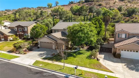 View/Area - 880 Shepard Crest Dr, Corona, CA 92882 photo 1 of 11