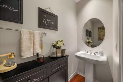 Entry Way - 85 Mission, Irvine, CA 92620 photo 4 of 5