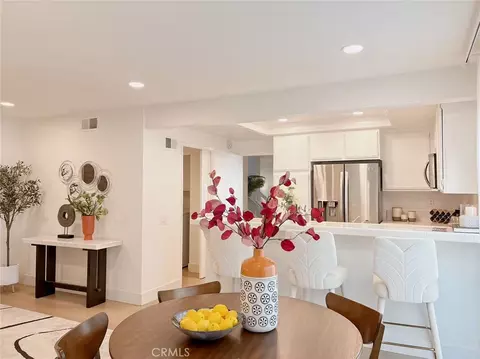Dining - 32 Spinnaker, Irvine, CA 92614 photo 3 of 3