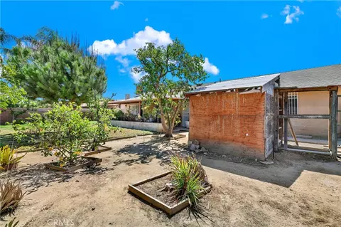 Exterior - 3949 Bluff, Norco, CA 92860 photo 10 of 19